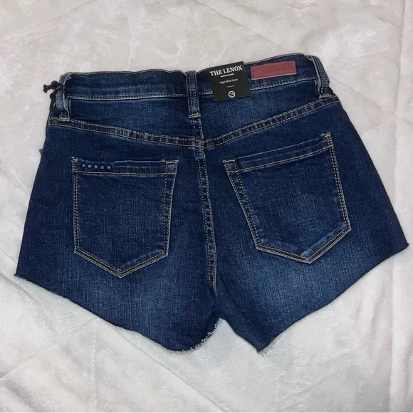 *NEW* Blank NYC Jean Shorts - Picture 2 of 4